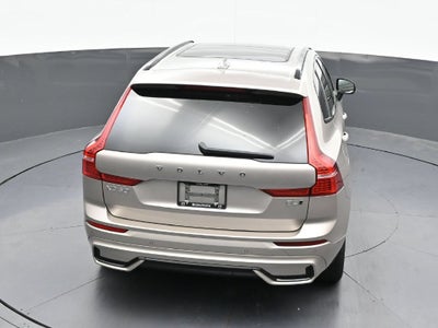 2024 Volvo XC60 Plus Dark Theme