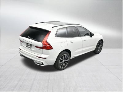 2024 Volvo XC60 B5 Plus Dark Theme