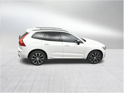 2024 Volvo XC60 B5 Plus Dark Theme