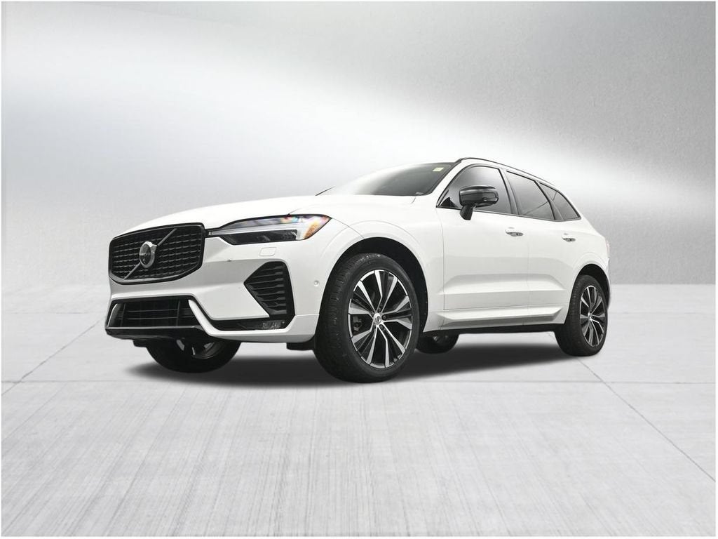 2024 Volvo XC60 B5 Plus Dark Theme