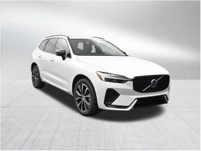 2024 Volvo XC60 B5 Plus Dark Theme
