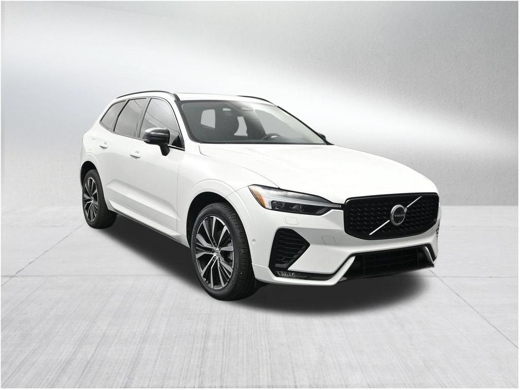 2024 Volvo XC60 B5 Plus Dark Theme