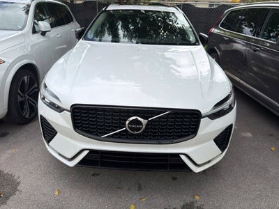 2024 Volvo XC60 B5 Plus Dark Theme