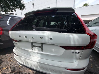 2024 Volvo XC60 B5 Plus Dark Theme