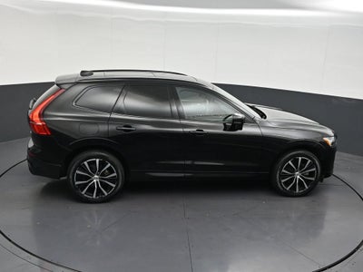 2024 Volvo XC60 Plus Dark Theme