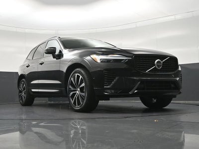 2024 Volvo XC60 Plus Dark Theme