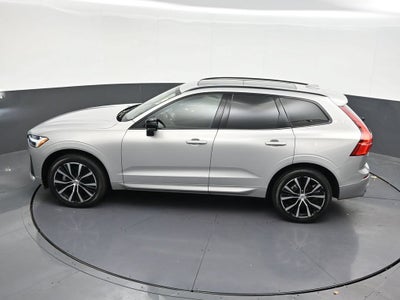 2024 Volvo XC60 B5 Plus Dark Theme