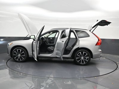 2024 Volvo XC60 B5 Plus Dark Theme