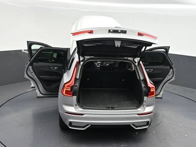2024 Volvo XC60 B5 Plus Dark Theme