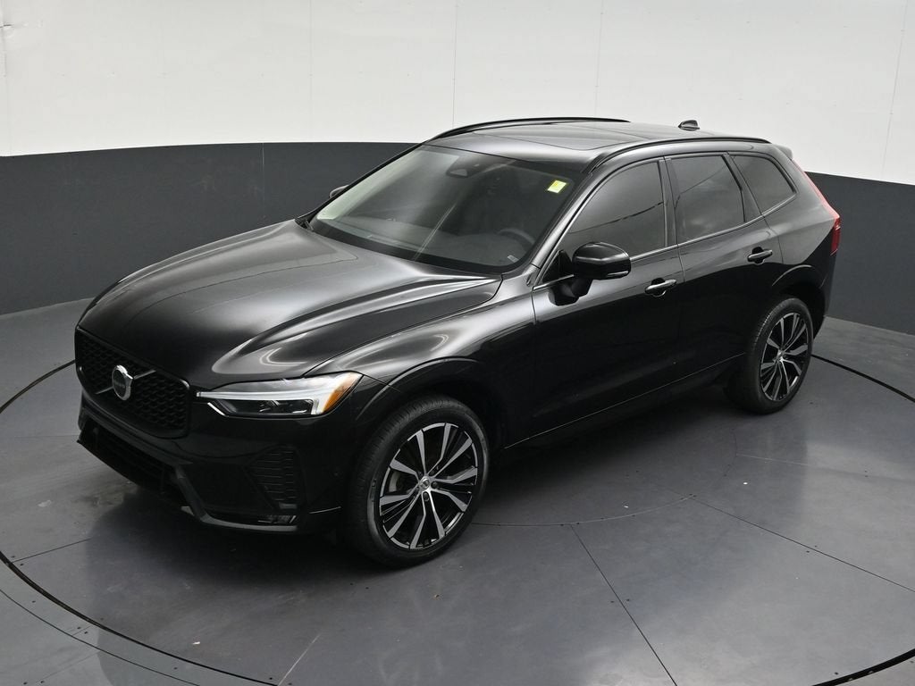 2024 Volvo XC60 B5 Plus Dark Theme