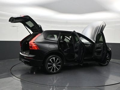 2024 Volvo XC60 B5 Plus Dark Theme