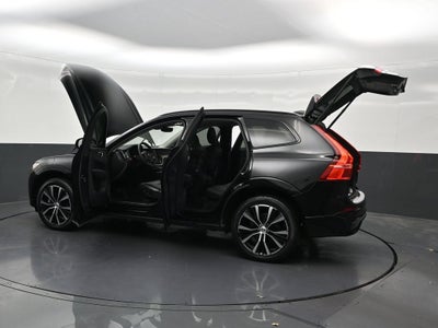 2024 Volvo XC60 B5 Plus Dark Theme