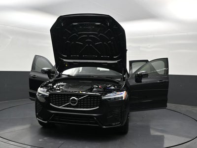 2024 Volvo XC60 B5 Plus Dark Theme