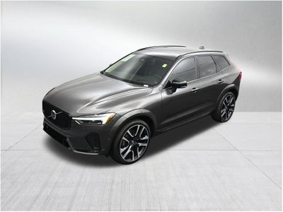 2024 Volvo XC60 Ultimate Dark Theme