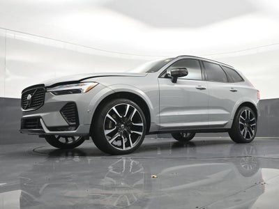 2024 Volvo XC60 B5 Ultimate Dark Theme