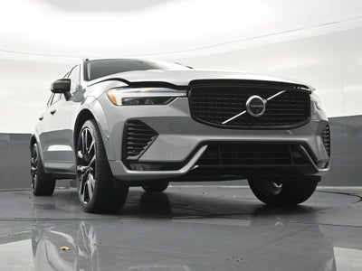 2024 Volvo XC60 B5 Ultimate Dark Theme