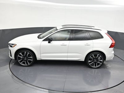 2024 Volvo XC60 Ultimate Dark Theme