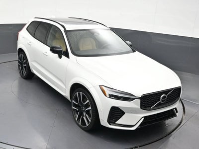 2024 Volvo XC60 Ultimate Dark Theme