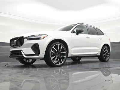 2024 Volvo XC60 Ultimate Dark Theme