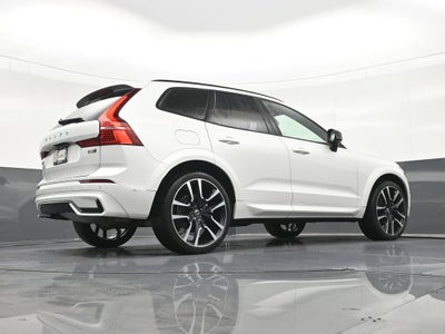 2024 Volvo XC60 Ultimate Dark Theme