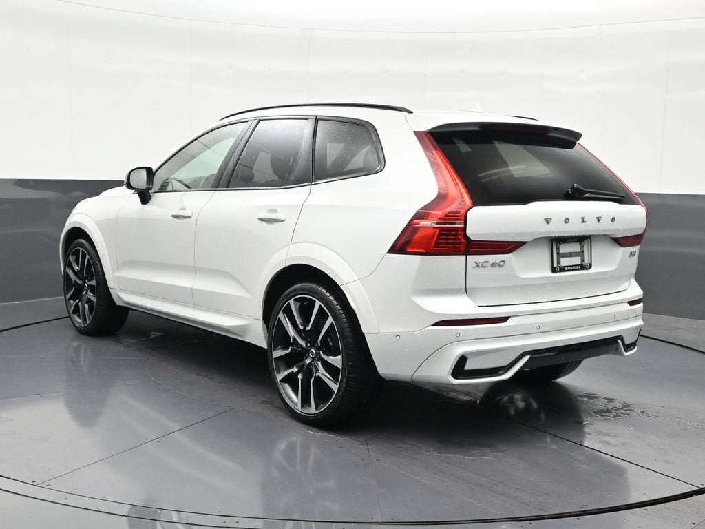 2024 Volvo XC60 Ultimate Dark Theme