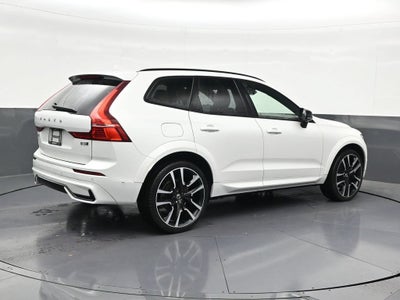 2024 Volvo XC60 Ultimate Dark Theme