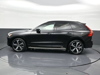 2022 Volvo XC60 R-Design