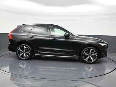 2022 Volvo XC60 R-Design