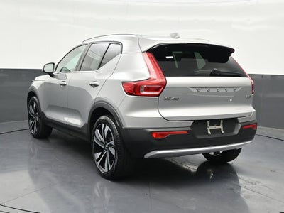 2023 Volvo XC40 Plus Bright Theme