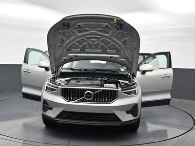 2023 Volvo XC40 Plus Bright Theme