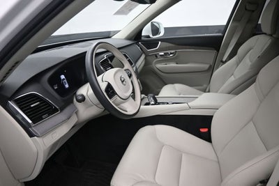 2025 Volvo XC90 Plus
