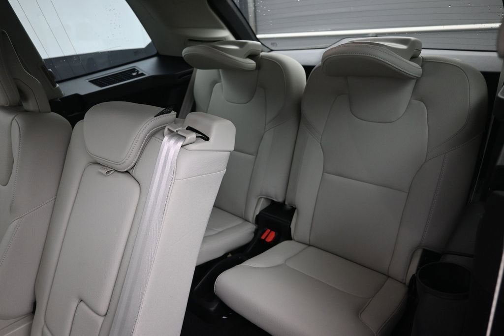 2025 Volvo XC90 Plus