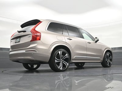 2025 Volvo XC90 B5 Ultra