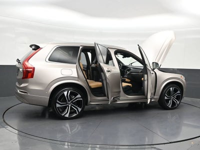 2025 Volvo XC90 B5 Ultra