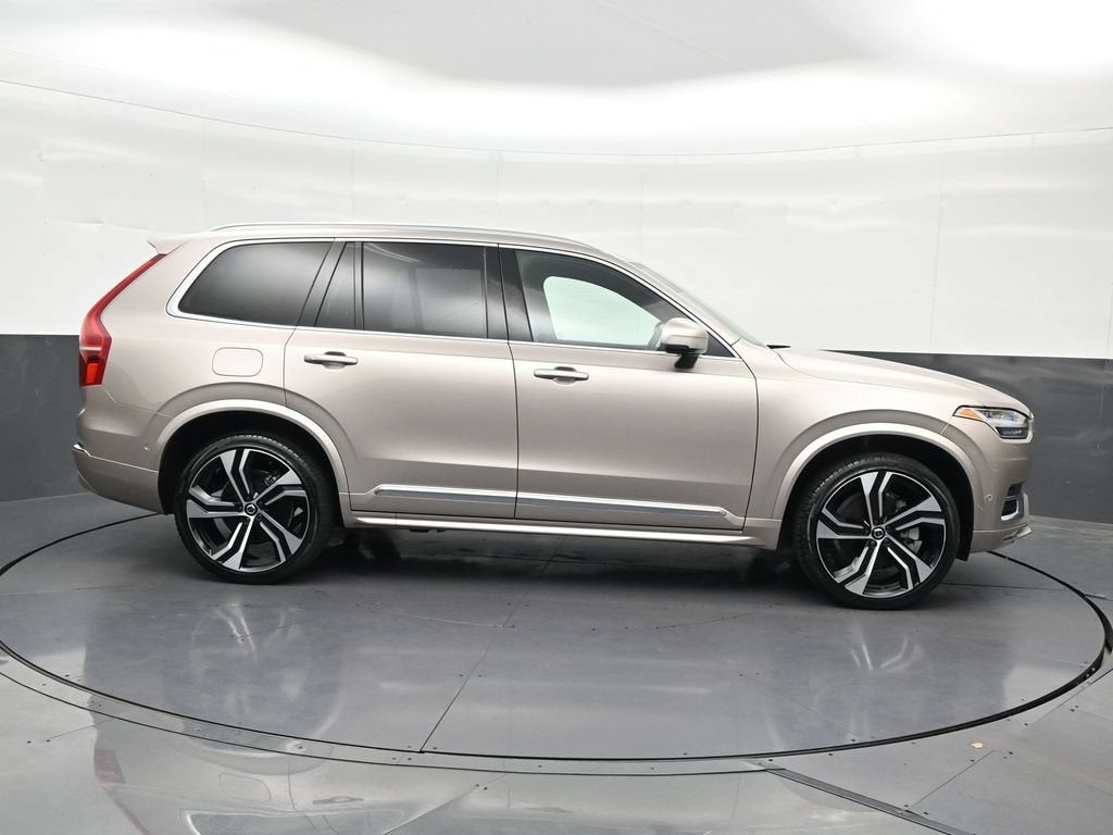 2025 Volvo XC90 B5 Ultra