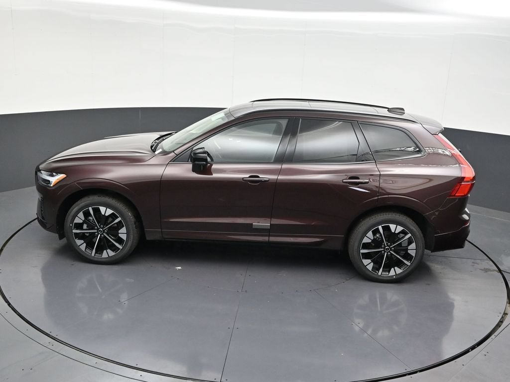 2026 Volvo XC60 Plus