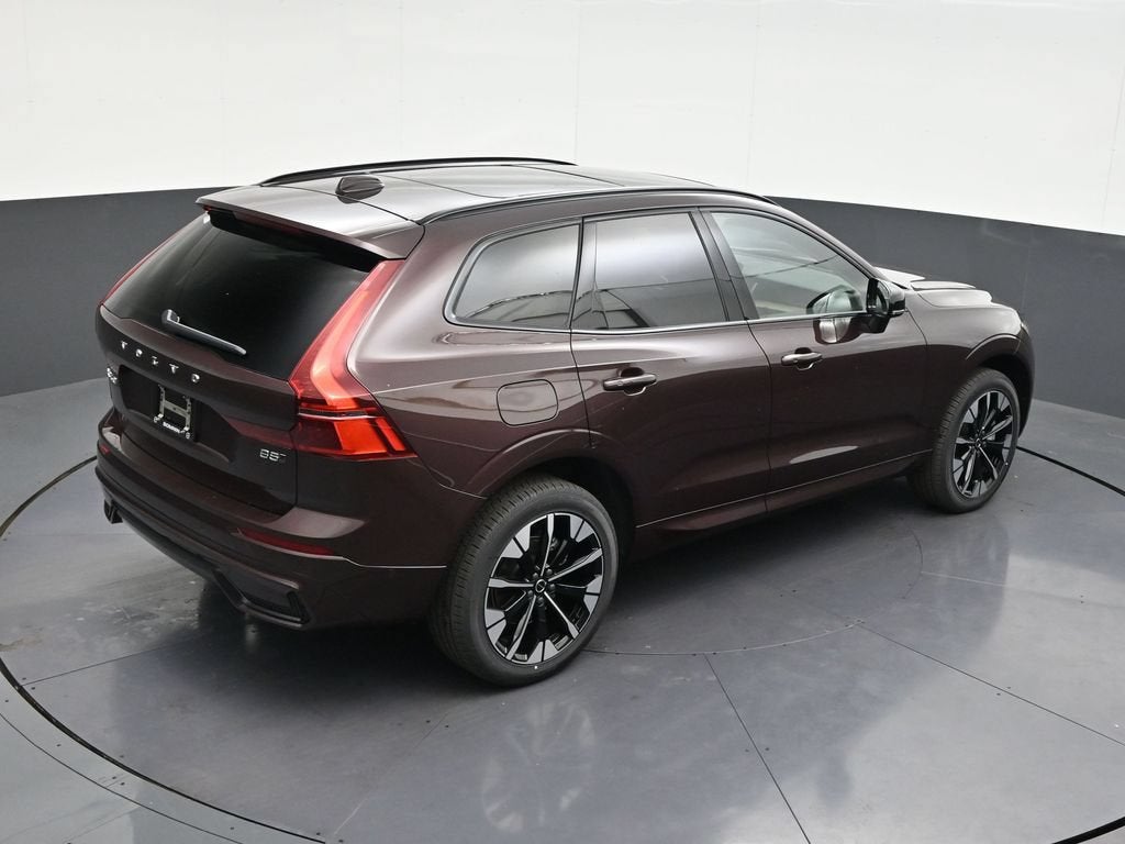 2026 Volvo XC60 Plus