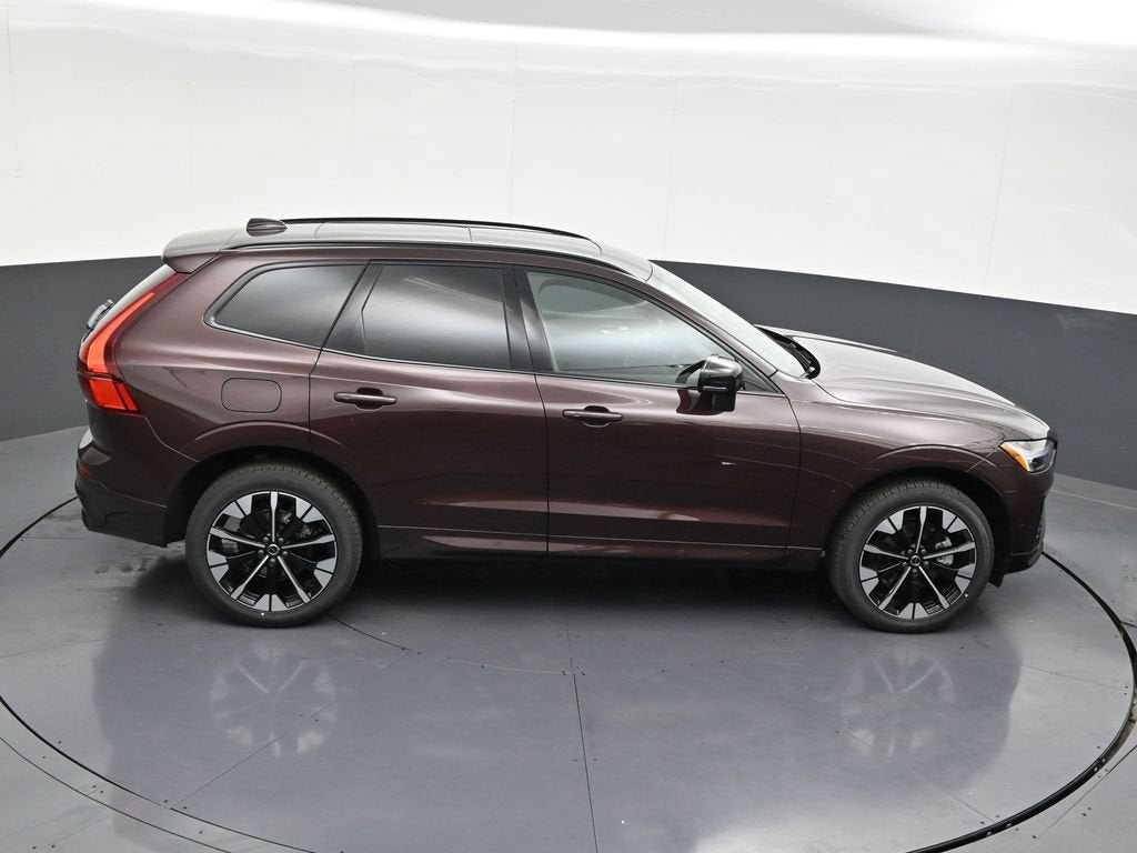2026 Volvo XC60 Plus