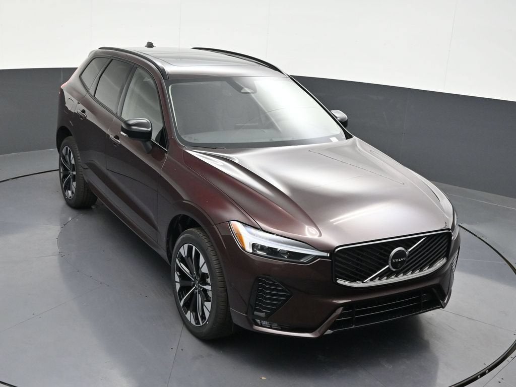 2026 Volvo XC60 Plus