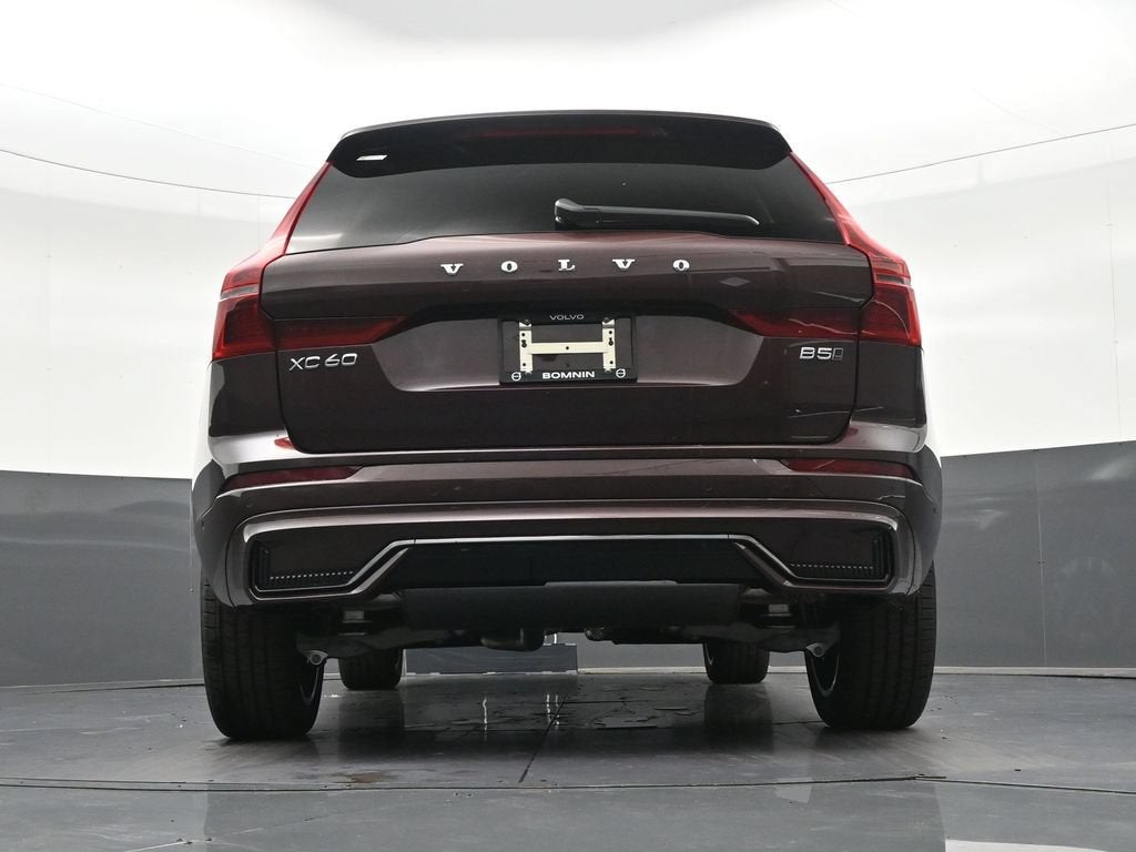 2026 Volvo XC60 Plus