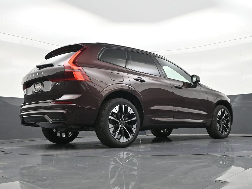 2026 Volvo XC60 Plus