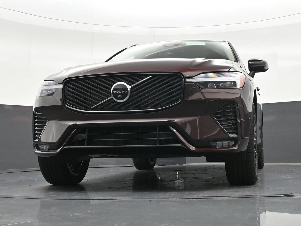 2026 Volvo XC60 Plus