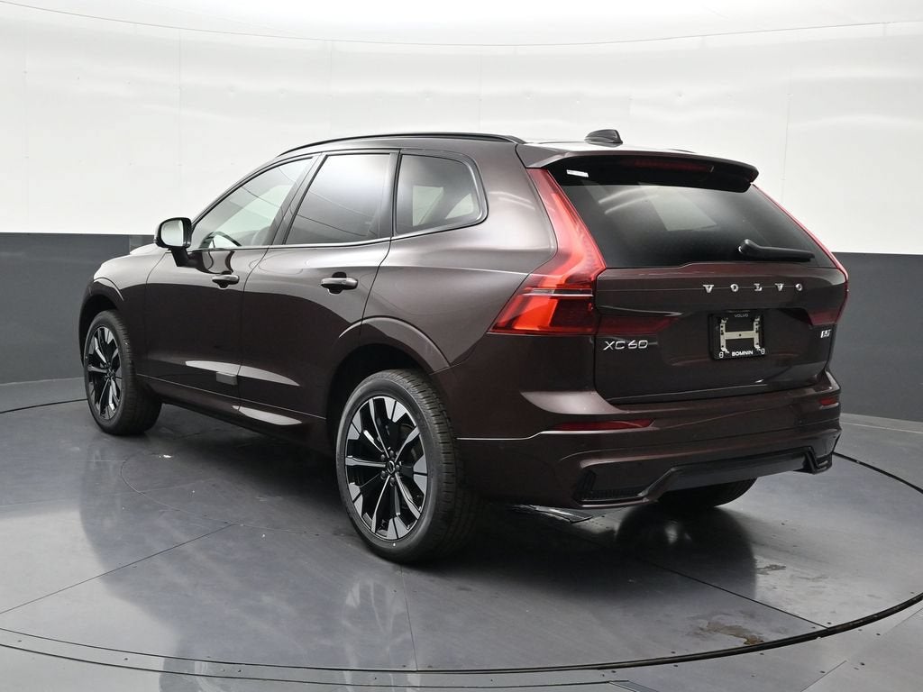 2026 Volvo XC60 Plus