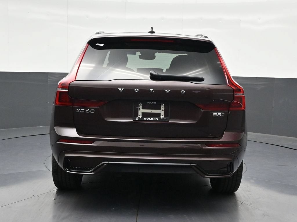 2026 Volvo XC60 Plus