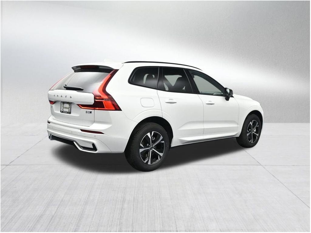 2026 Volvo XC60 Core