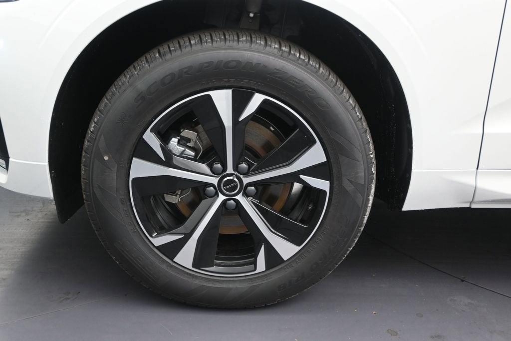 2026 Volvo XC60 Core