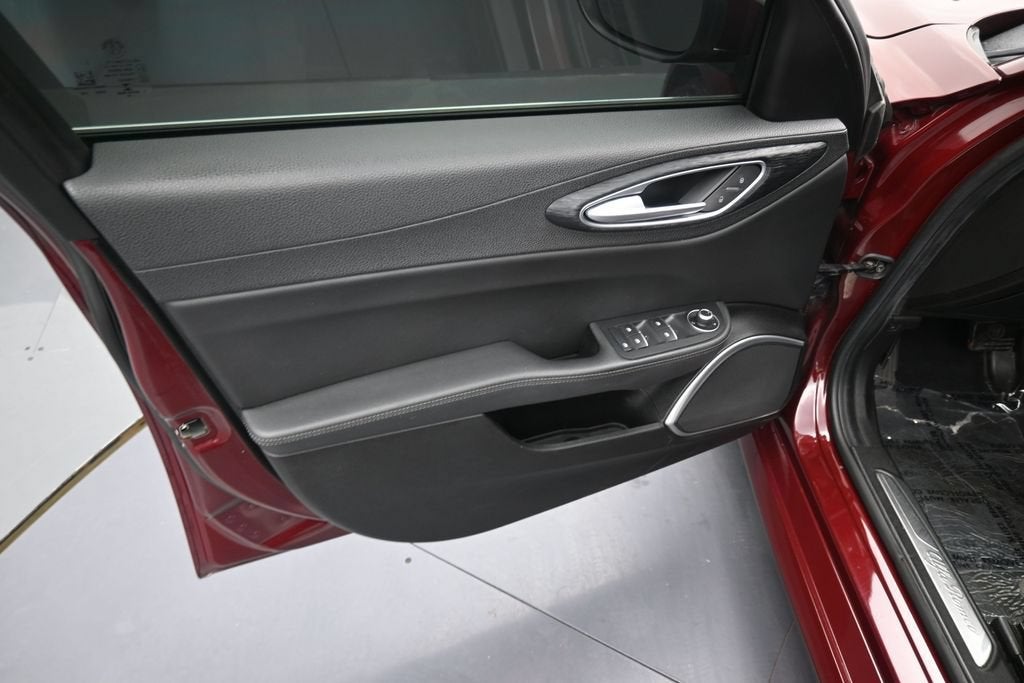 2019 Alfa Romeo Giulia 4DR SDN RWD