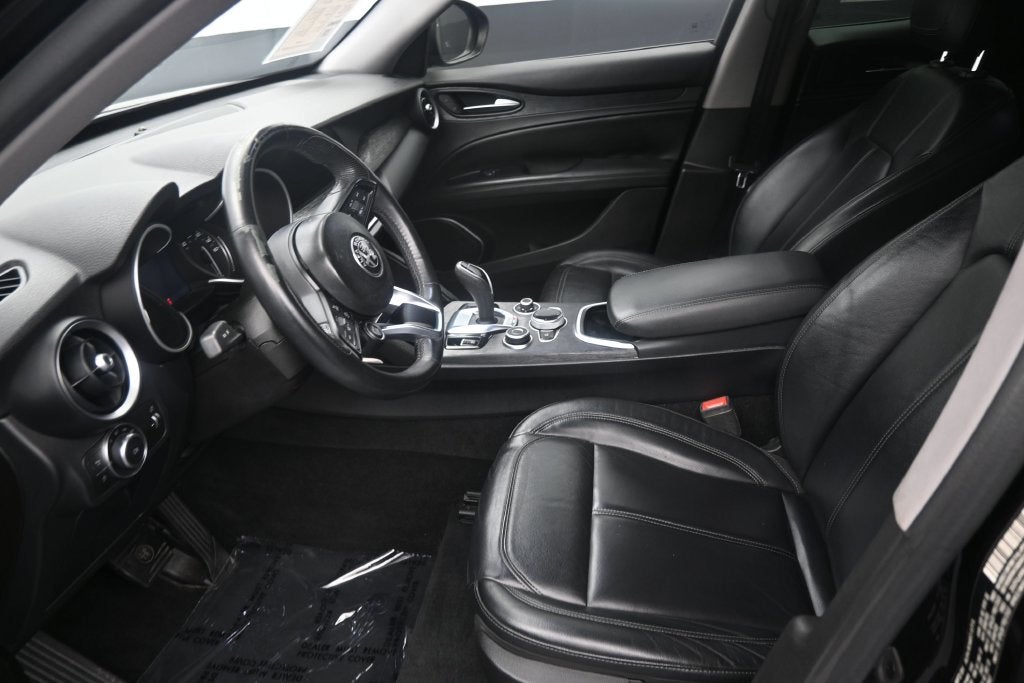 2020 Alfa Romeo Stelvio Sport