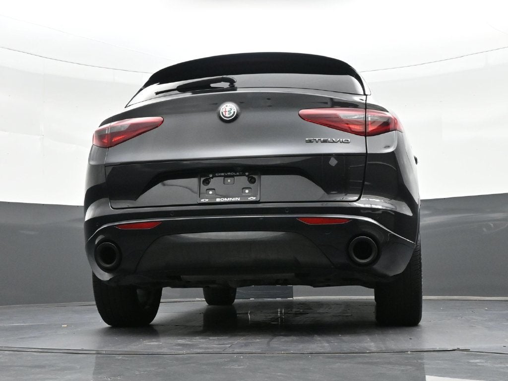 2020 Alfa Romeo Stelvio Sport