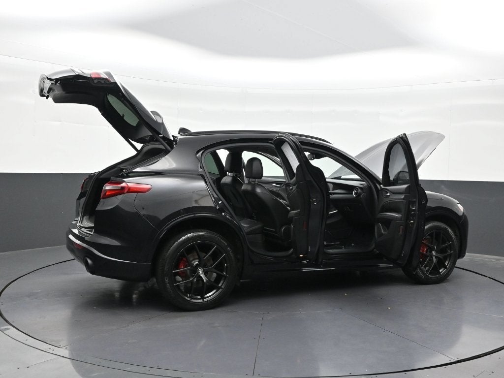 2020 Alfa Romeo Stelvio Sport